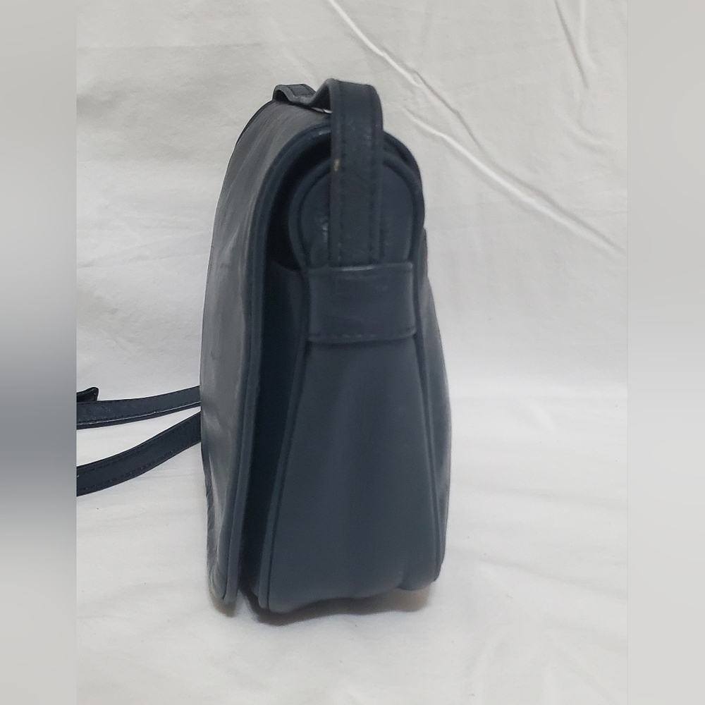 Vintage 80's Sabrina Navy Leather Crossbody/Shoulder Bag - Picture 4 of 12